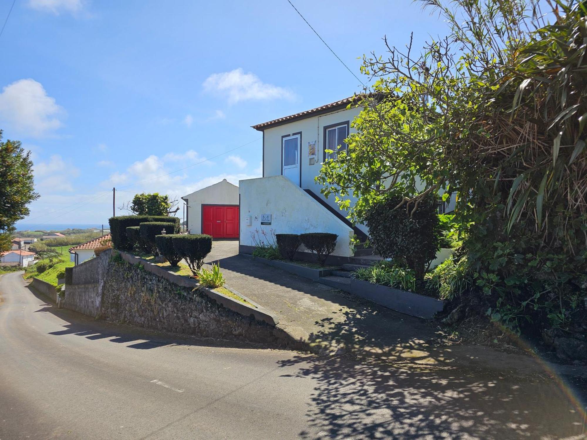 Casa Anjos Holiday home *